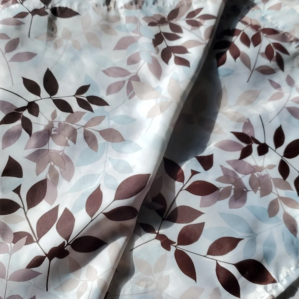 Floral Leaf Pattern Shower Curtain